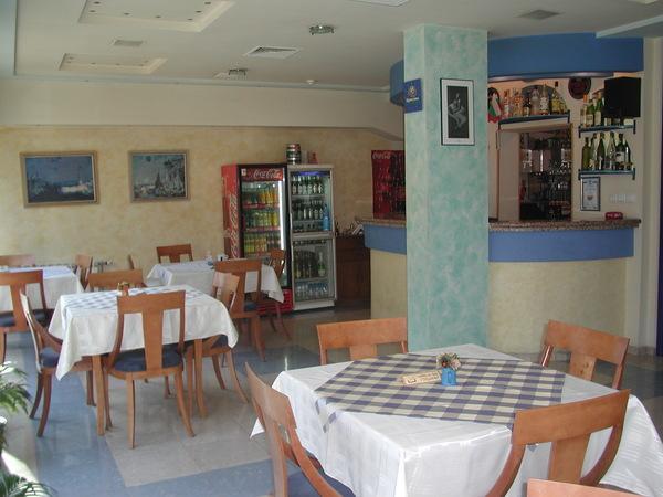 Hotel Astoria Burgas City Eksteriør billede